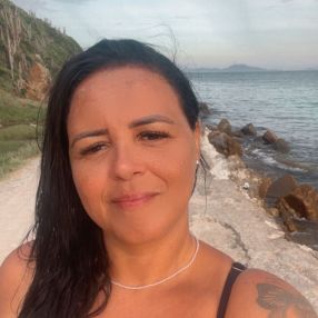 Ana, Babá em Juiz de Fora