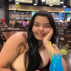 Pamela, Babá em Rio dos Cedros