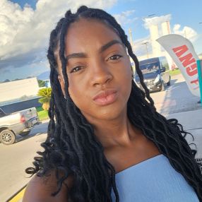Brenda, Babysitter in Duque de Caxias