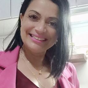 Rosângela, Babá em Criciúma
