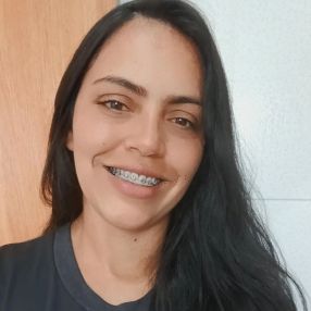 Flaviane, Babá em Quatro Barras