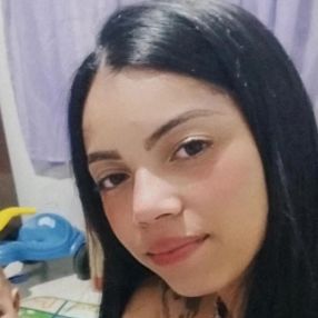Isabelly, Babysitter in Santos Dumont