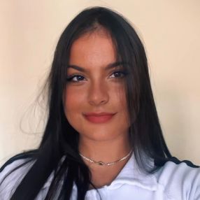 Nayara, Babá em Altinho