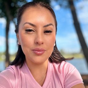 Jessica, Babá em Pinhais