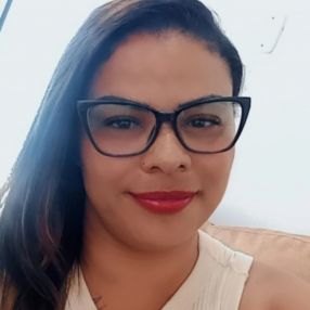 Dulceneia, Babysitter in Taubaté