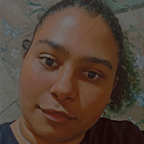Eduarda, Babá em Ourinhos