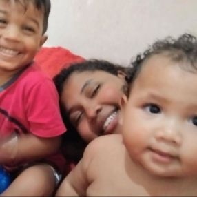 Lorrane, Família em Valparaíso de Goiás