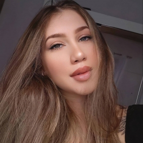 Bruna, Babá em Joaçaba