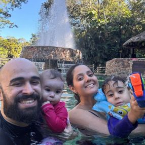 Sarah, Família em Anápolis