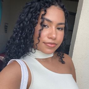 Lizandra, Babá em Queimadas