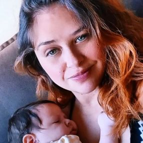Thaina, Família em Londrina