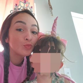 Andressa, Babá em Camboriú
