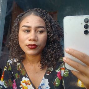 Gisely, Babá em Moju