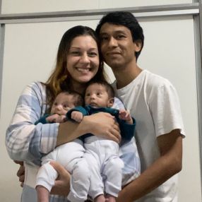 Manuela, Família em Jacareí