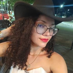 Maynara, Família em Redenção