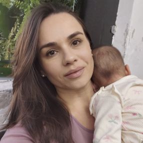 Clara, Família em São Roque