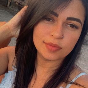Bianca, Babá em Camaçari