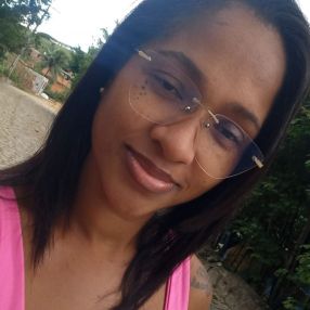 Juliana, Babá em Candeias
