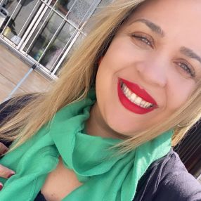 Larissa, Babá em Osasco