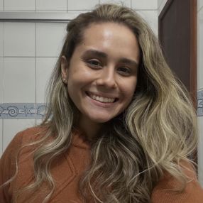 Maria Clara, Babá em Matozinhos