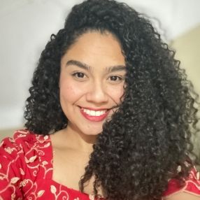 Evellyn, Babá em Pouso Alegre