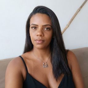 Estefani, Babá em São José da Coroa Grande