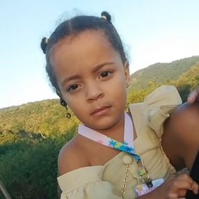 Lorrane, Família em Magé