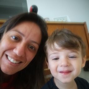 Zélia, Família em Pouso Alegre