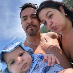 Caroline, Família em Nova Iguaçu