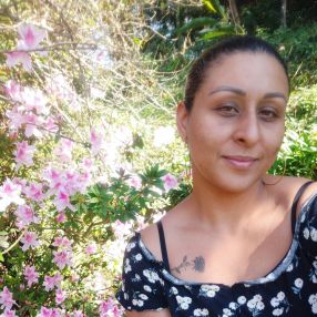Sabrina, Família em São Roque