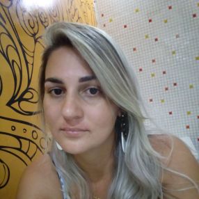 Stephanie, Babá em Barra Mansa