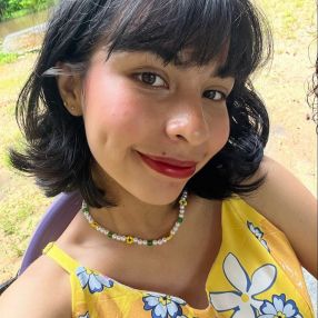 Andressa, Babá em Bragança