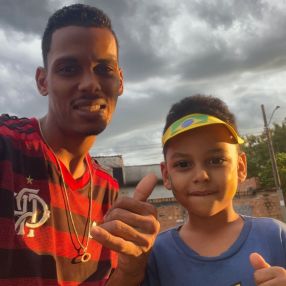 Vinicius, Family in Queimados