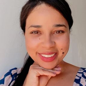 Midian, Babysitter in Uberlândia