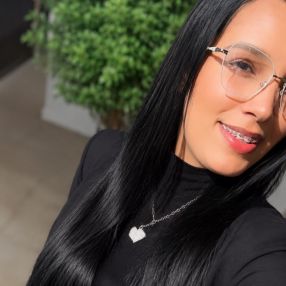 Lais, Babá em Cotia