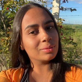 Mylena, Babá em Belo Jardim
