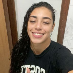Lara, Babysitter in Marataízes
