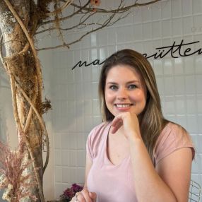 Isabel, Babá em Canoas
