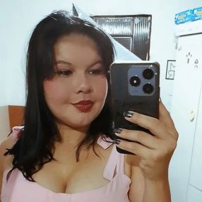 Nayara, Babá em Hidrolândia