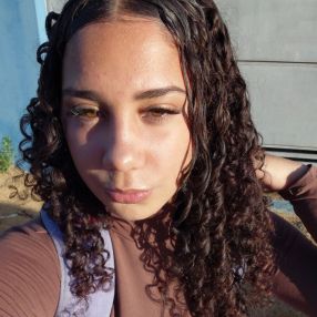 Larissa, Babá em Ariquemes