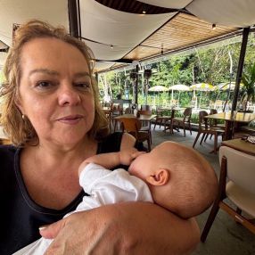 Ester, Família em Bertioga