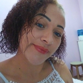 Alessandra, Babá em Poços de Caldas