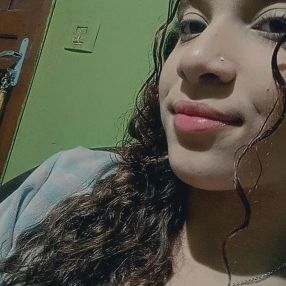 Scarletyalynne, Babá em Guaíra