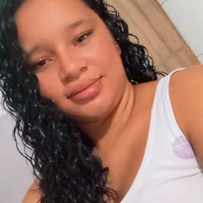 Stephanie, Babá em Januária