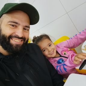 Victor, Família em Fazenda Rio Grande
