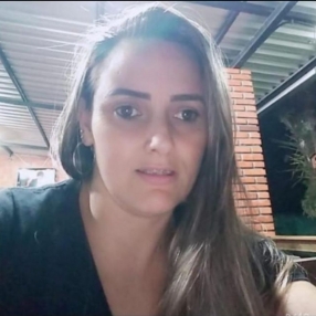 Edineia, Babá em Campo Magro