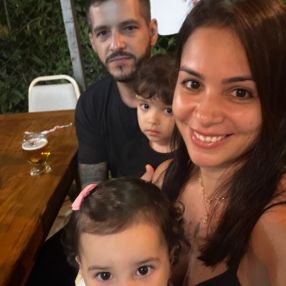 Thaís, Família em Serra