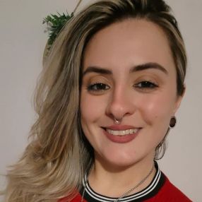 Carina, Babysitter in Duque de Caxias