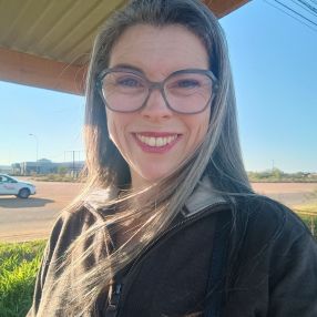 Michela, Babá em Guaíba