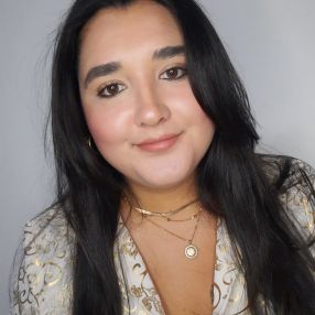 Hellen, Babá em São Vicente